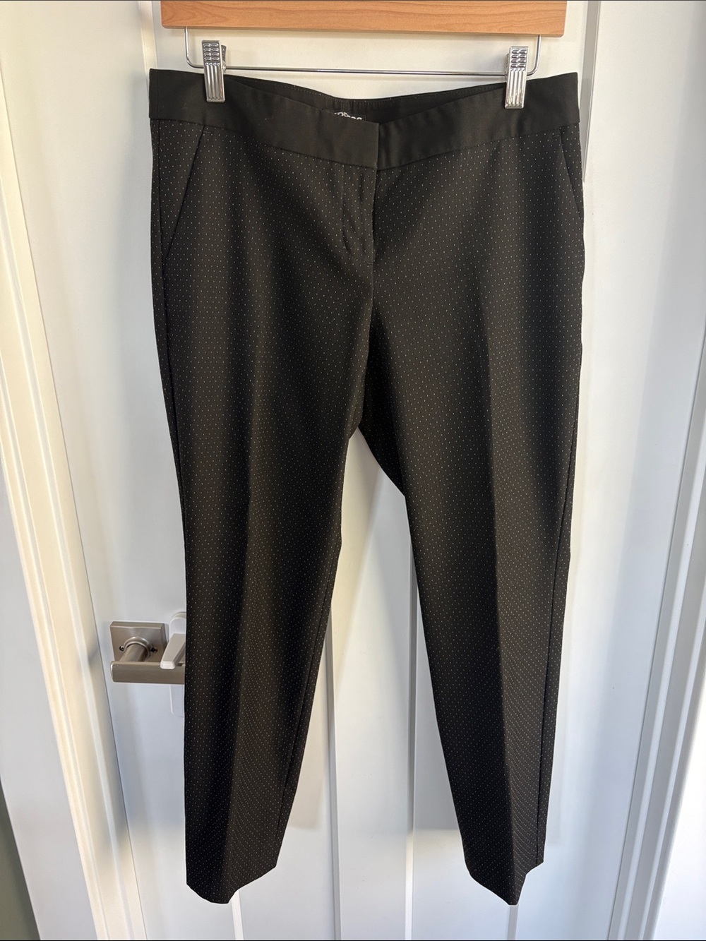 Express Women’s Black Ankle Length Dress Pants w/ Subtle Pin Dot Texture Size 6R